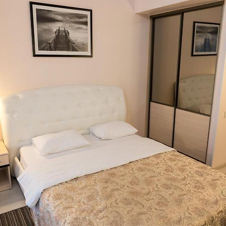 Staybridge Mini-Hotel In Most City Panoramic River View Dnipro Exteriör bild
