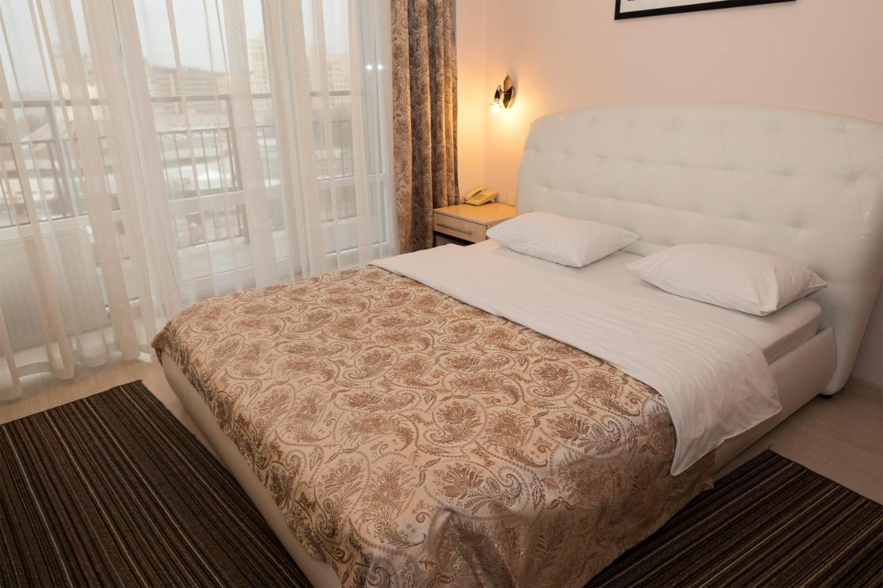 Staybridge Mini-Hotel In Most City Panoramic River View Dnipro Exteriör bild