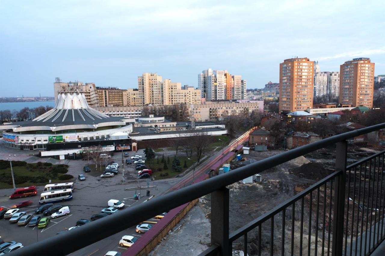 Staybridge Mini-Hotel In Most City Panoramic River View Dnipro Exteriör bild