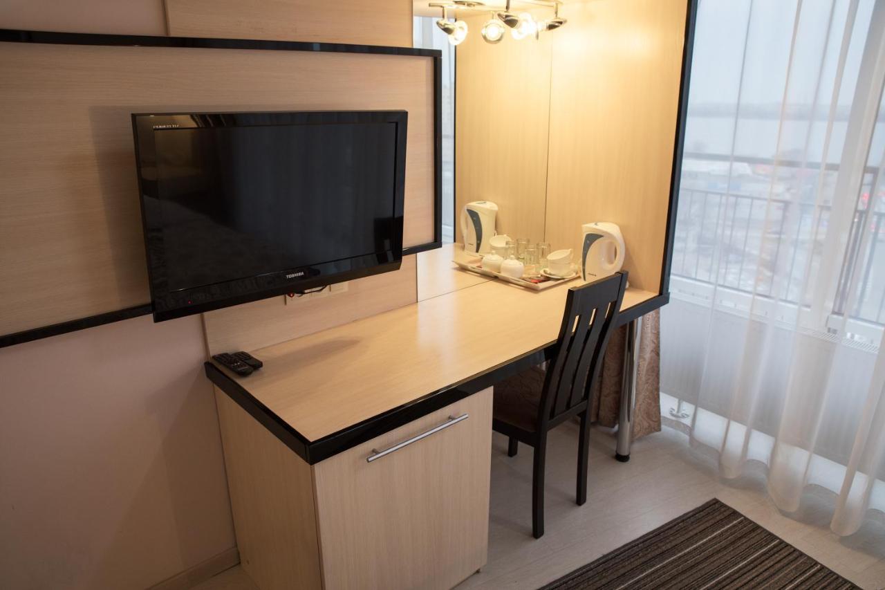 Staybridge Mini-Hotel In Most City Panoramic River View Dnipro Exteriör bild