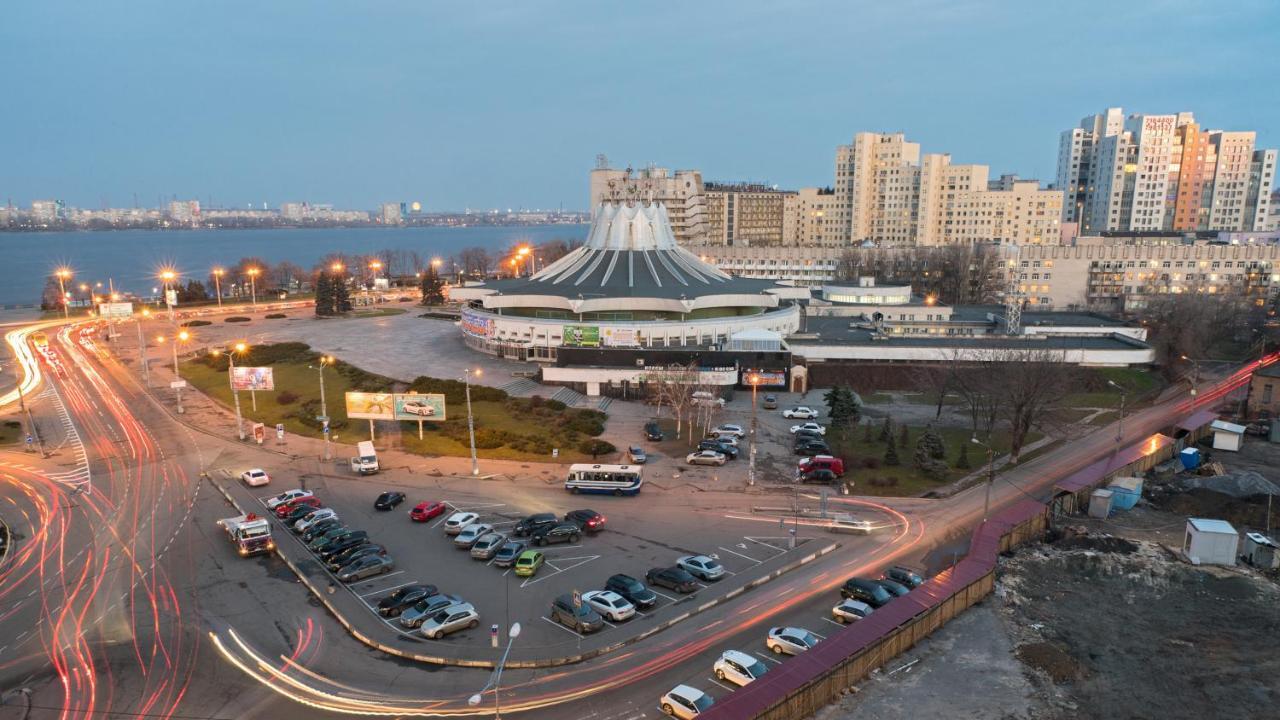 Staybridge Mini-Hotel In Most City Panoramic River View Dnipro Exteriör bild